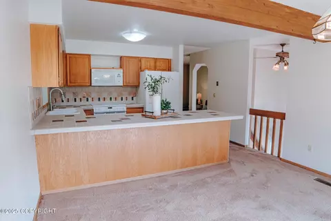 19825 Fairmount Cir, Eagle River, AK 99577 photo 11