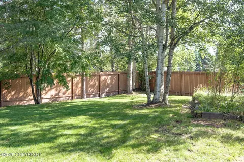 19825 Fairmount Cir, Eagle River, AK 99577 photo 29