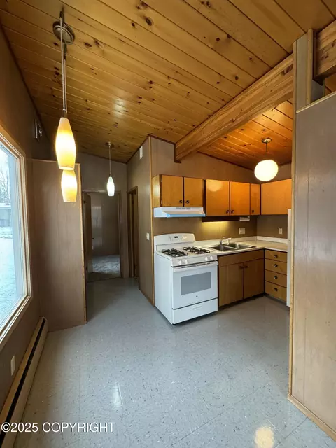 3941 Merrill Dr, Anchorage, AK 99517 photo 6