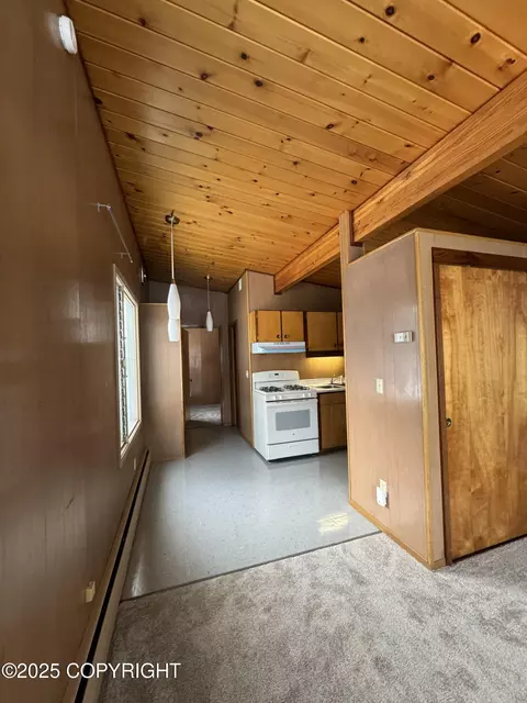 3941 Merrill Dr, Anchorage, AK 99517 photo 4
