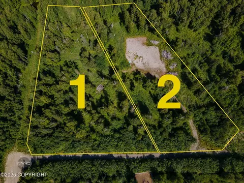 625 E Boitz Cir, Wasilla, AK 99654