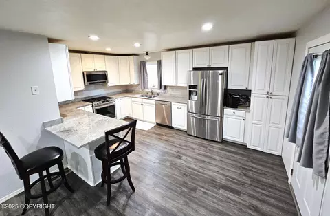8430 E 20th Ave, Anchorage, AK 99504 photo 2