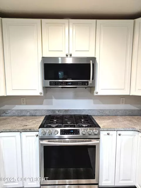 8430 E 20th Ave, Anchorage, AK 99504 photo 8