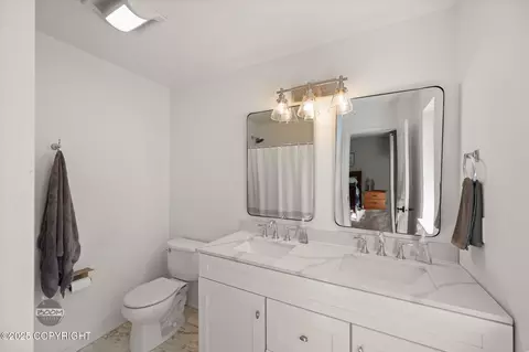 Bath - 20466 Icefall Dr, Eagle River, AK 99577 photo 2 of 4