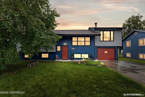 2500 Glenwood St, Anchorage, AK 99508