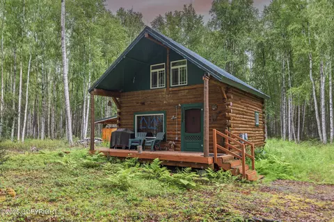 20077 E Goshawk Way, Willow, AK 99688