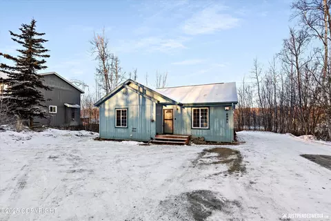 6991 W Leopold Loop, Wasilla, AK 99623