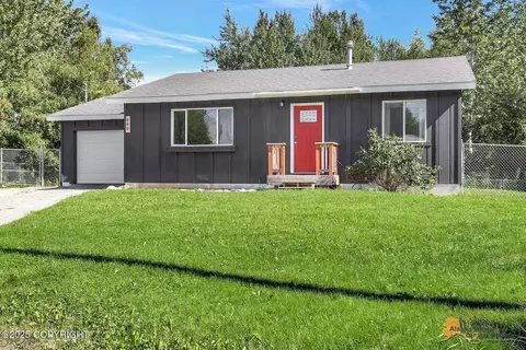 689 Eklutna St, Palmer, AK 99645