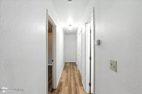 Entry Way - 7801 Evander Dr, Anchorage, AK 99518 photo 5 of 8