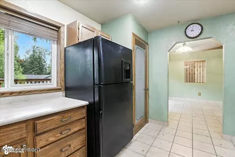 Kitchen - 7801 Evander Dr, Anchorage, AK 99518 photo 4 of 4