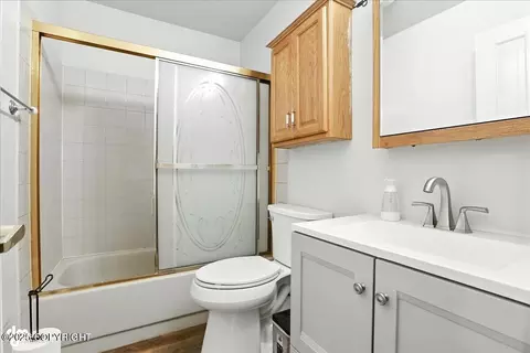Bath - 7801 Evander Dr, Anchorage, AK 99518 photo 1 of 2