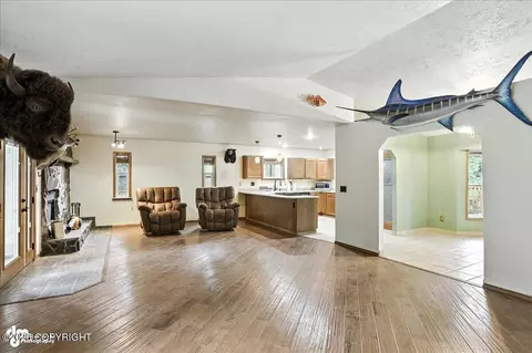 Living - 7801 Evander Dr, Anchorage, AK 99518 photo 2 of 4