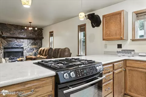 Kitchen - 7801 Evander Dr, Anchorage, AK 99518 photo 2 of 4