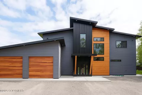 504 Sharkathmi Ave, Soldotna, AK 99669