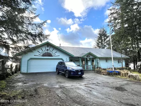 114 B Scow Bay Loop Rd # -A, Petersburg, AK 99833