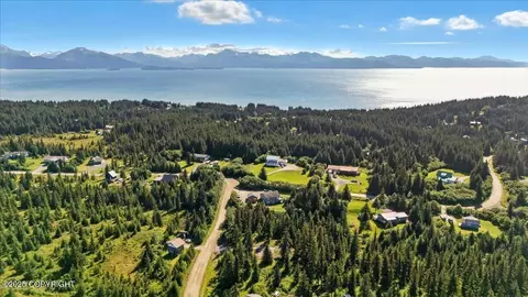 4825 Diamond Creek Pl, Homer, AK 99603