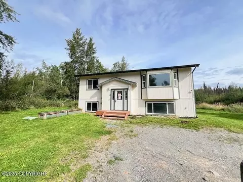 1355 S Muir St, Wasilla, AK 99623