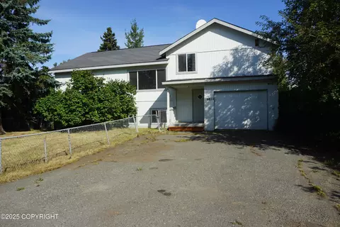 6811 E 11th Ave, Anchorage, AK 99504