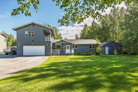 701 S Serrano Dr, Wasilla, AK 99654