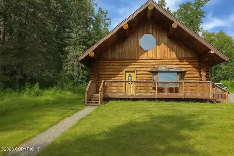 51103 Holt Lamplight Rd, Nikiskinorth Kenai, AK 99635