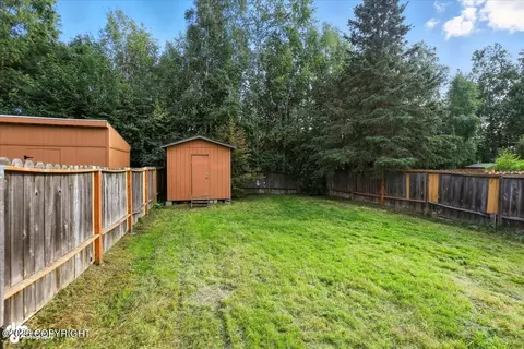 Exterior - 3718 Chaffee Cir, Anchorage, AK 99517 photo 3 of 7