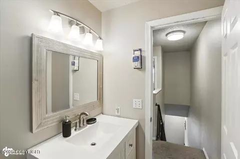 Bath - 3718 Chaffee Cir, Anchorage, AK 99517 photo 2 of 3