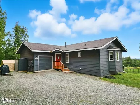 21414 Torkelson Cir, Chugiak, AK 99567