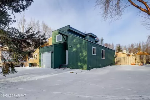 4130 Resurrection Dr, Anchorage, AK 99504
