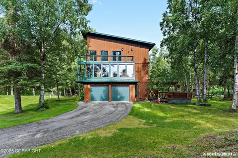 12141 Jerome St, Anchorage, AK 99516