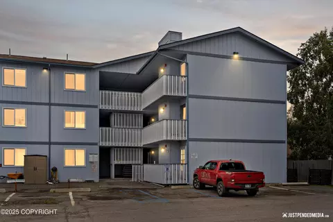 4530 Wright St # 9, Anchorage, AK 99507