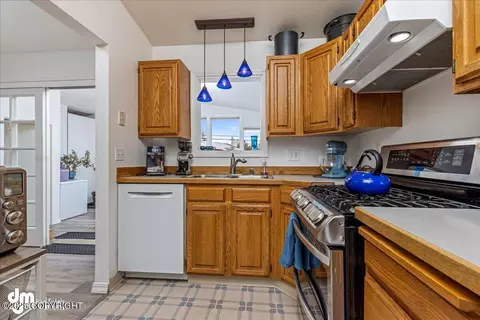 Kitchen - 8430 E 12th Ct, Anchorage, AK 99504 photo 2 of 2