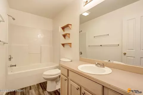 Bath - 2567 Brookstone Loop, Anchorage, AK 99515 photo 3 of 3