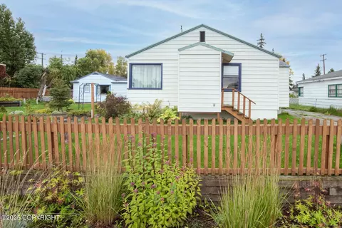 326 W 10th Ave, Anchorage, AK 99501