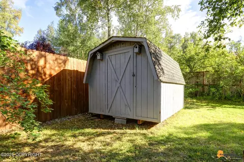 19445 Middleton Loop, Eagle River, AK 99577 photo 43