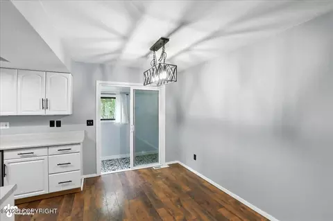 10222 Chandalar St, Eagle River, AK 99577 photo 8