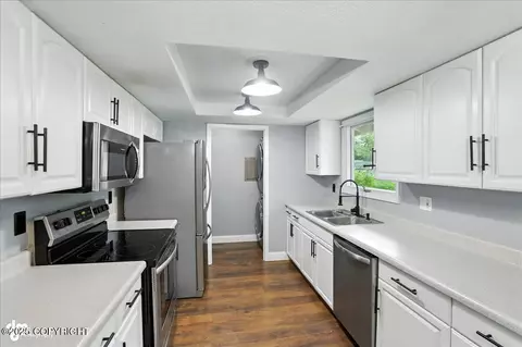 10222 Chandalar St, Eagle River, AK 99577 photo 9