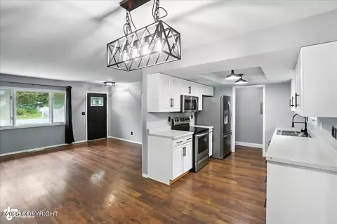 10222 Chandalar St, Eagle River, AK 99577 photo 4