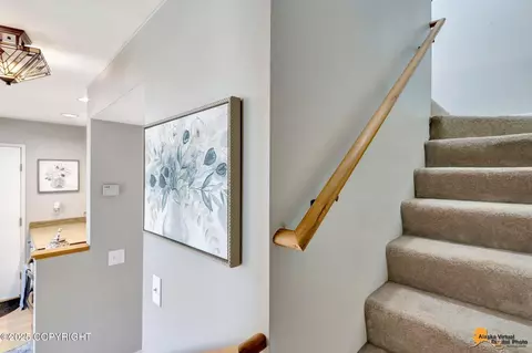 Entry Way - 10135 Nantucket Loop, Anchorage, AK 99507 photo 5 of 6