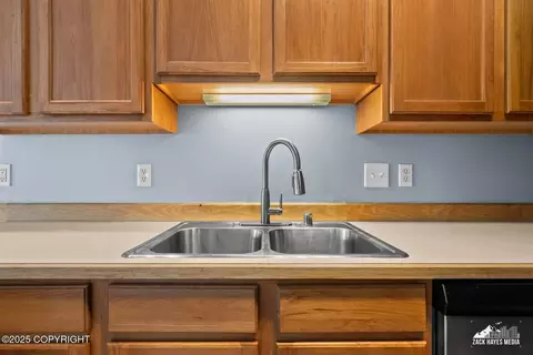 230 E 11th Ave, Anchorage, AK 99501 photo 23