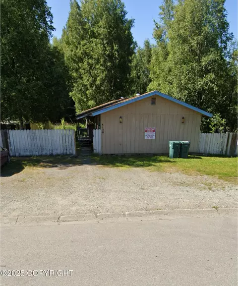 4130 Grape Pl, Anchorage, AK 99508