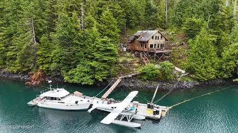 100 Union Bay Ln, Meyers Chuck, AK 99903