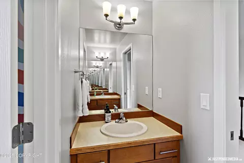 Bath - 11301 Tulin Park Loop, Anchorage, AK 99516 photo 6 of 6