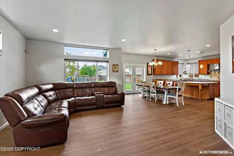 Living - 11301 Tulin Park Loop, Anchorage, AK 99516 photo 2 of 4