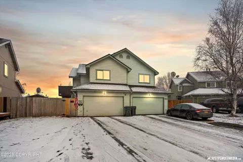 8937 Joy Cir, Anchorage, AK 99502