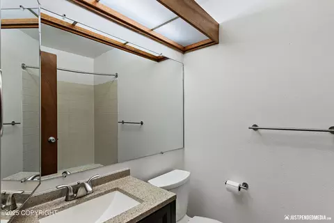 Bath - 420 E 56th Ave # 7H, Anchorage, AK 99518 photo 3 of 4