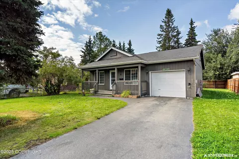 438 S Bliss St, Anchorage, AK 99508