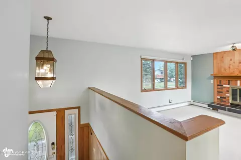 Living - 3544 E 18th Ave, Anchorage, AK 99508 photo 1 of 4