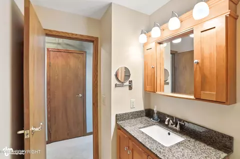 Bath - 3544 E 18th Ave, Anchorage, AK 99508 photo 2 of 2