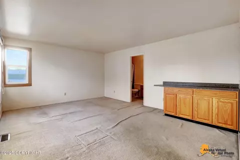 Living - 3249 Wiley Post Loop, Anchorage, AK 99517 photo 8 of 10