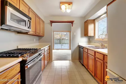 Kitchen - 3249 Wiley Post Loop, Anchorage, AK 99517 photo 1 of 5